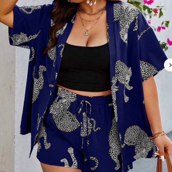 SHEIN Vacay Animal Print Set - Picture 1 of 3